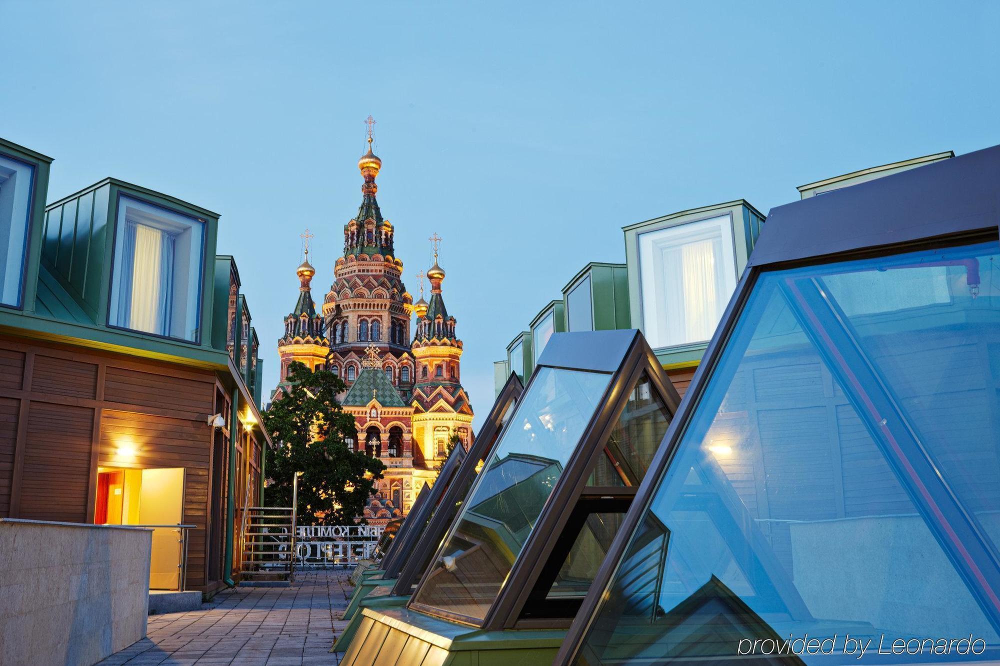 New Peterhof Hotel Saint Petersburg Bagian luar foto
